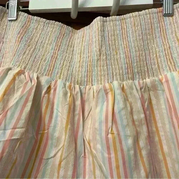 Vineyard Vines Harbor Smocked Skirt Neon Rosa~Large NWT - Picture 3 of 7